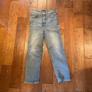 Super High Waisted Mom Jeans - 4